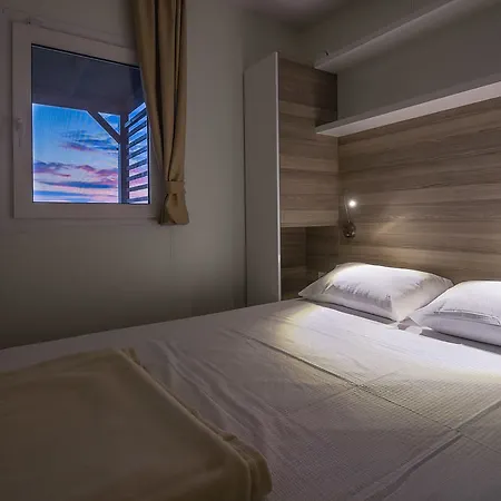Kamp Porton Biondi Mobile Homes Hotel 3*